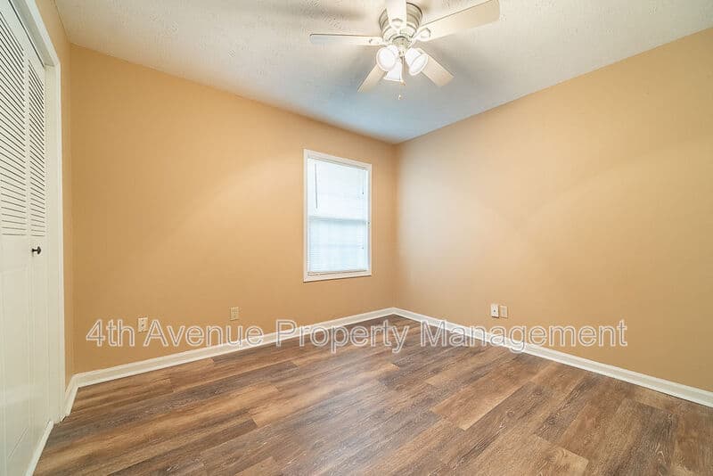 Oakwood Condo: 4437 Township Drive