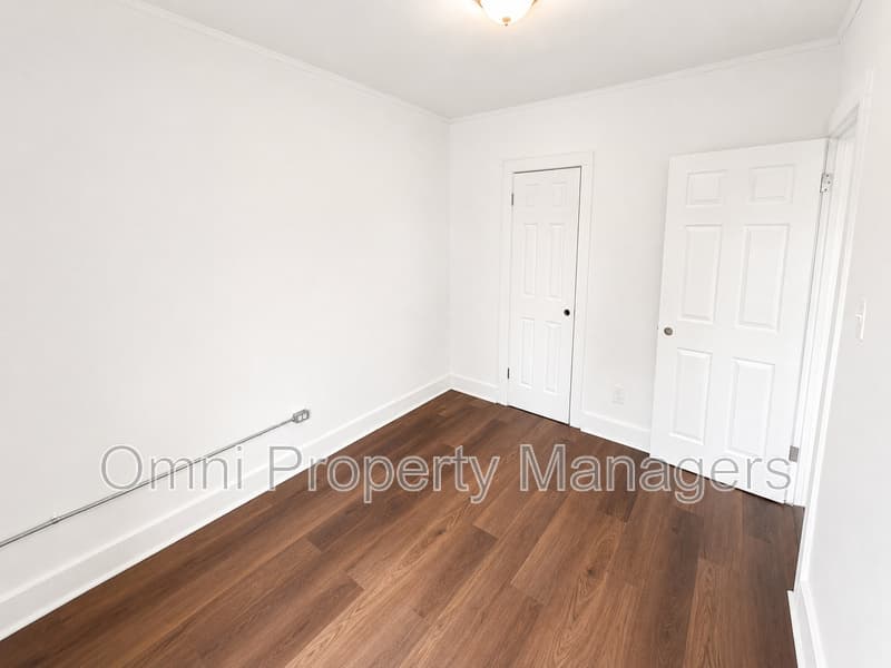 detroit Condo: 8525 maxwell