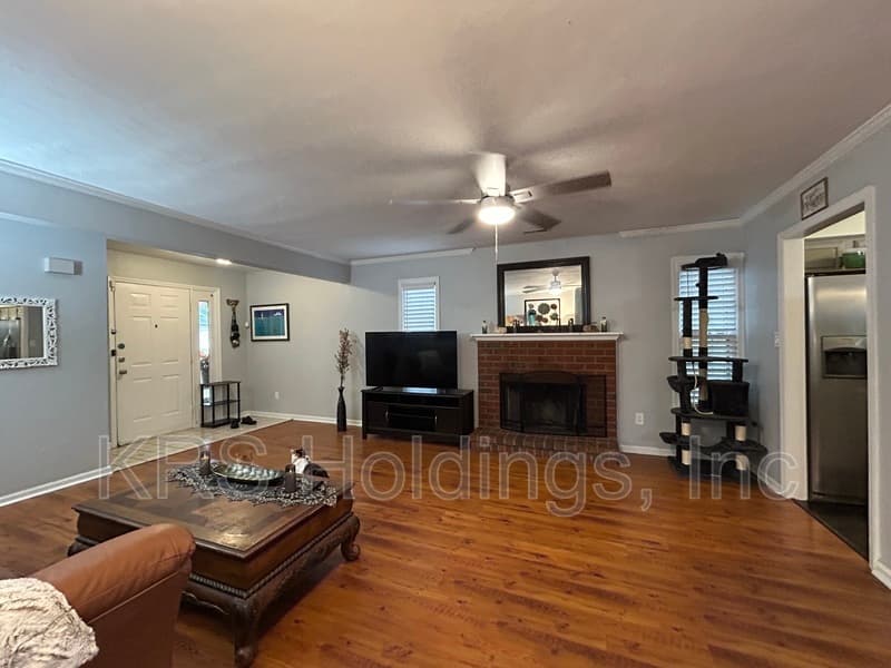 Virginia Beach House: 1275 Hillock Crossing