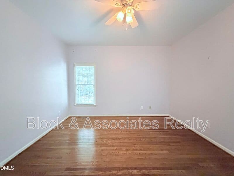 Benson House: 144 Peach Orchard Dr