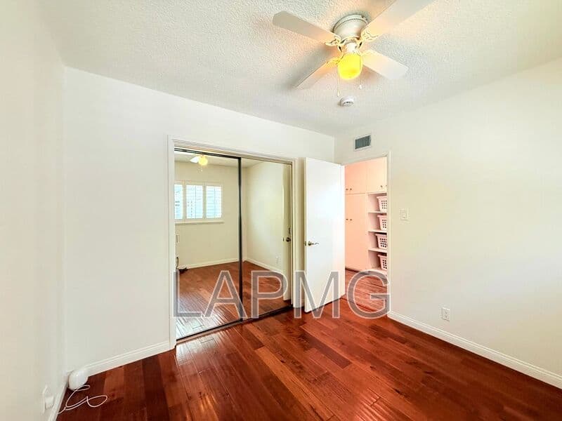Los Angeles House: 5500 Shenandoah Avenue