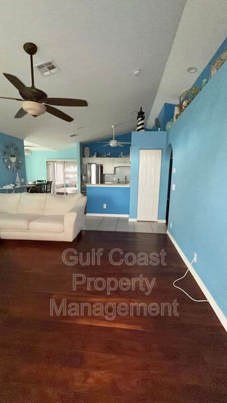 Bonita Springs House: 11652 PAWLEY AVE