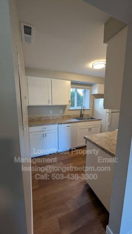 Corvallis Condo: 2135 NW Highland Dr