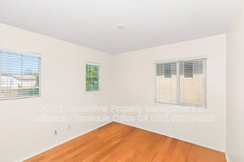 Murrieta House: 31931 Blanca Ct