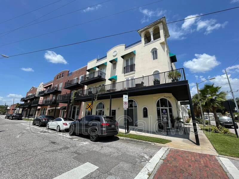 Tampa Condo: 2002 E 5th Ave #303