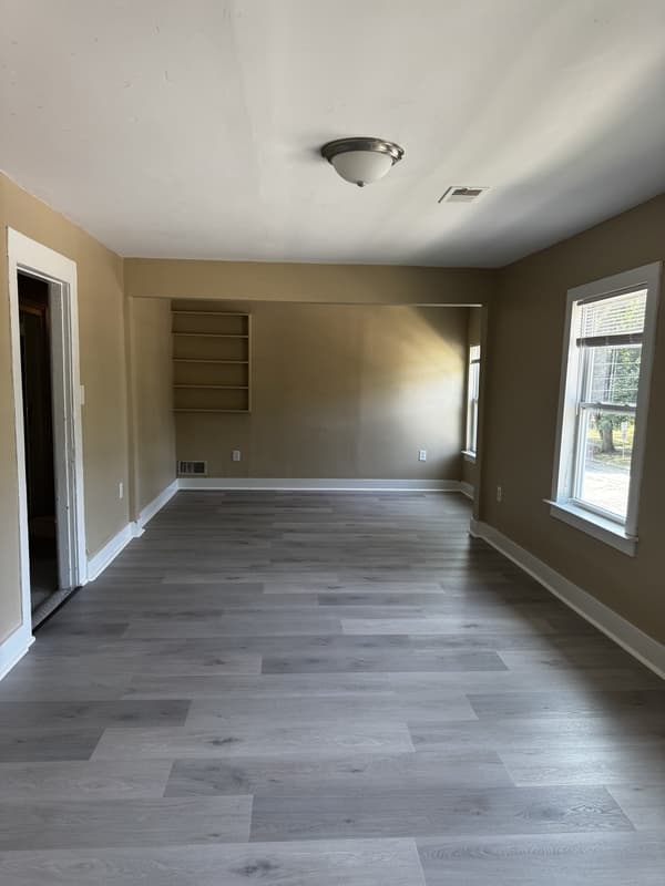 Ypsilanti Condo: 716 Pearl Street