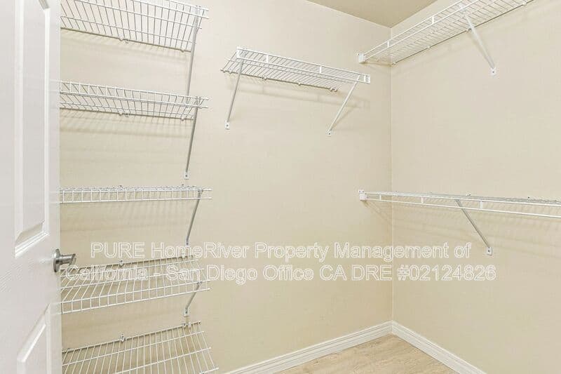 San Diego House: 2400 5th Avenue