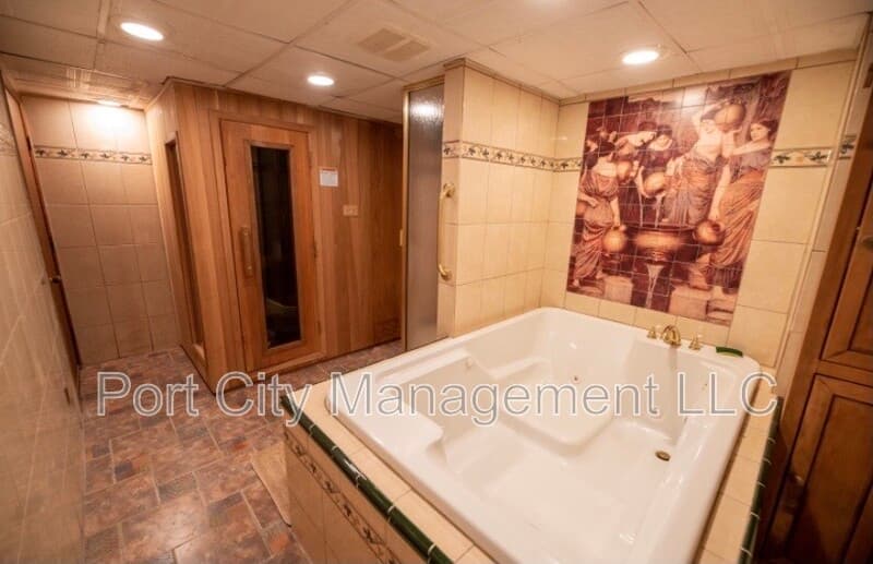 Columbia Condo: 10902 Swansfield Road - 5 - Basement Apartment