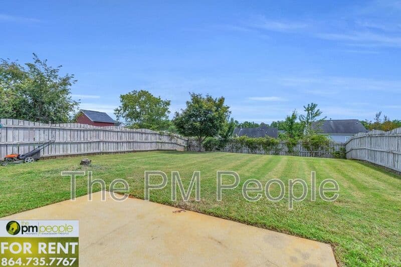 Simpsonville House: 39 Pfeiffer Ct.
