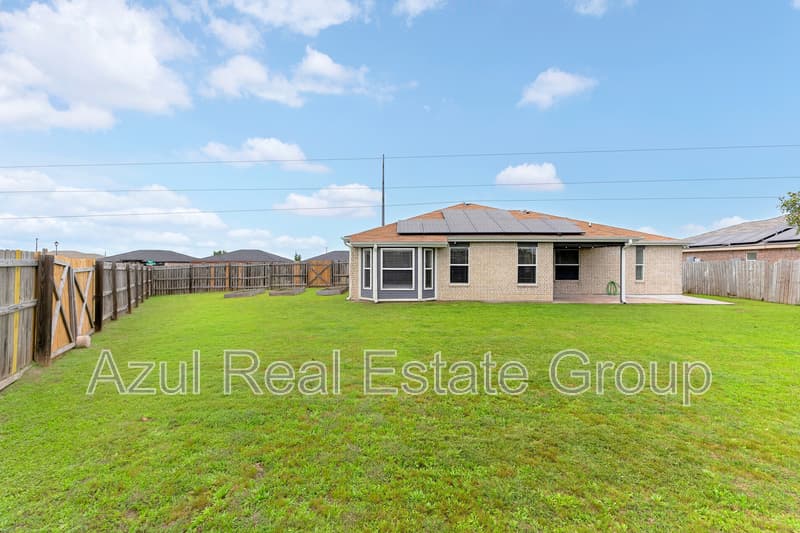 Killeen House: 3202 Tom Lockett Drive