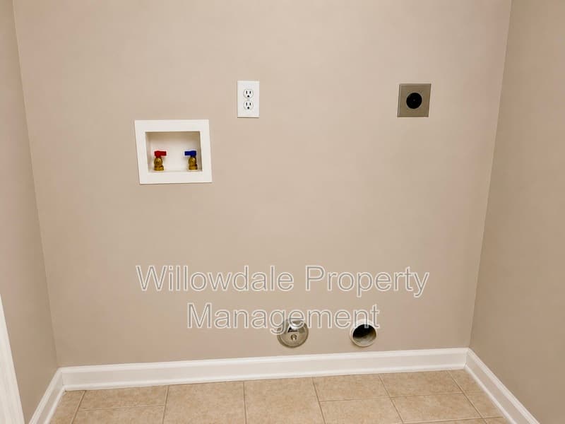 Holly springs Condo: 204 Savannah ridge rd