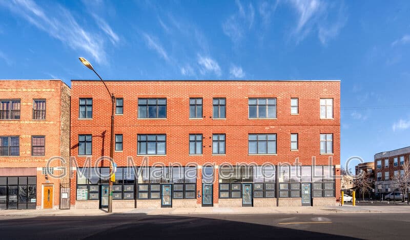 Chicago House: 1423 South Kedzie Avenue