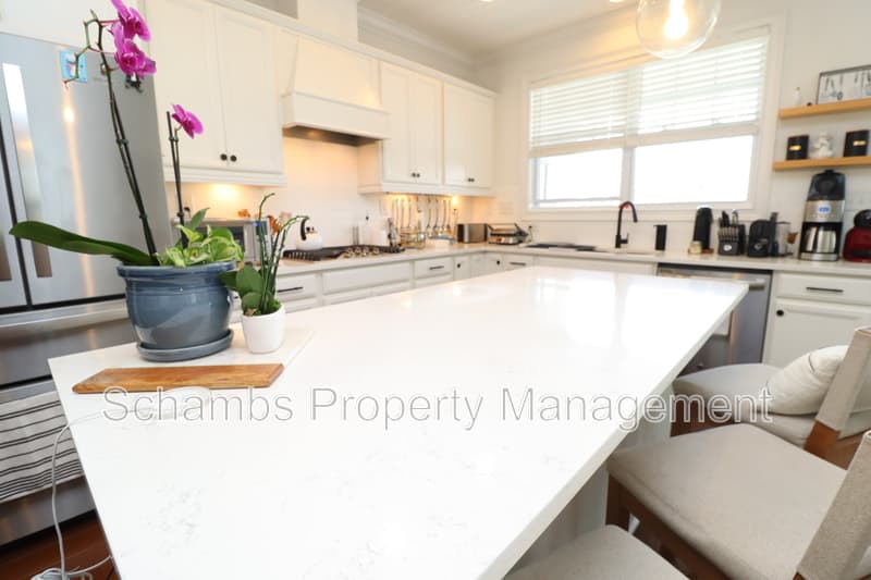 Cary Townhome: 556 Balsam Fir Dr