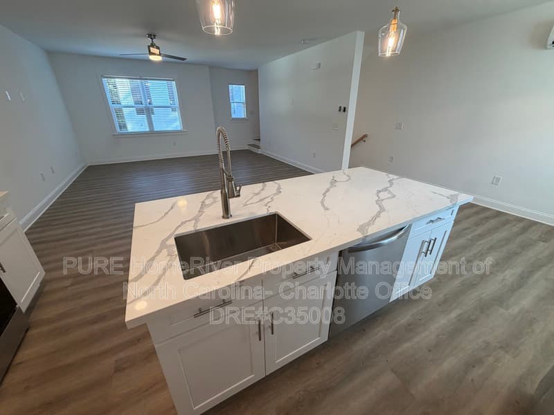 Charlotte Townhome: 2106 Bombay Way