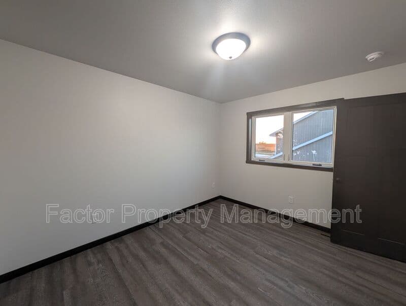 Mankato House: 3112 Noble Drive