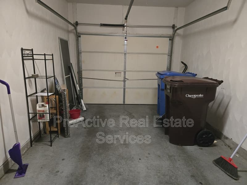 Chesapeake Condo: 2008 Paramont Ave