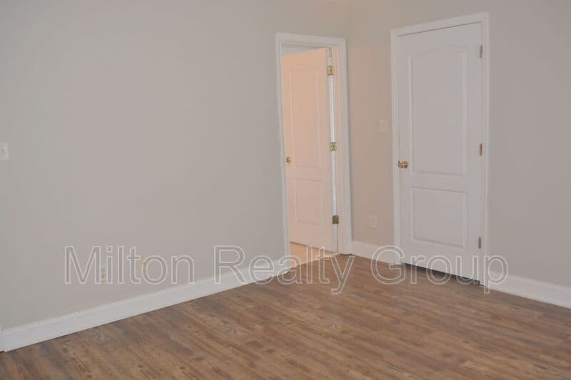 Lillington Condo: 178 Ariel Street