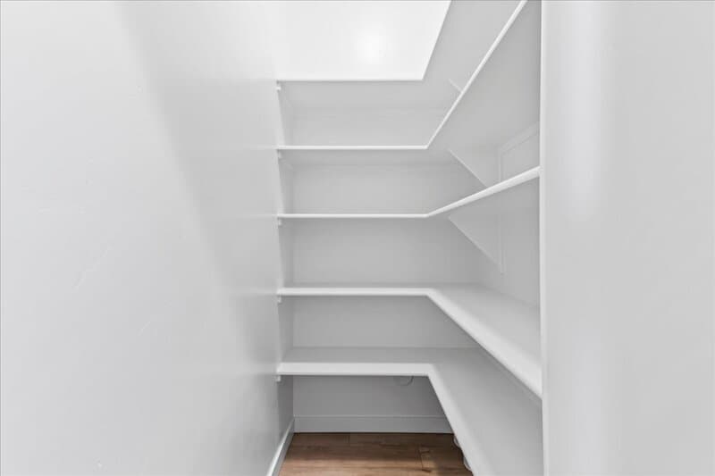 Star House: 2218 North Leatherwood Avenue