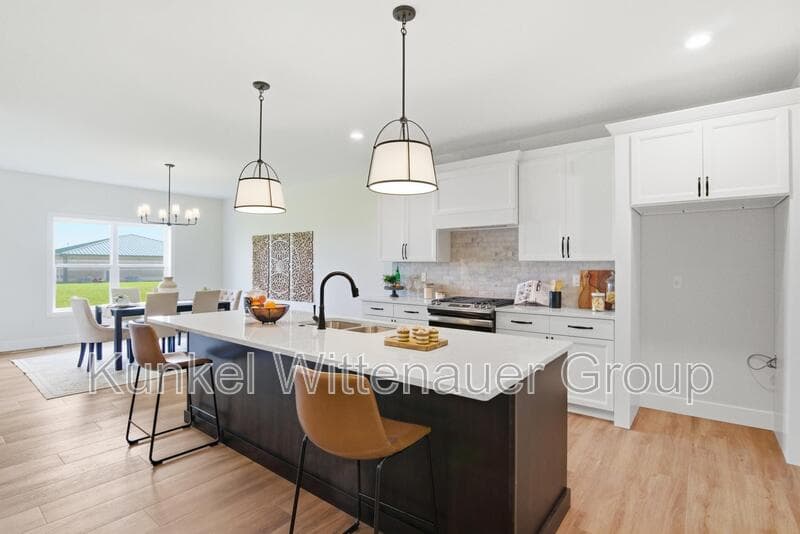 O'Fallon House: 829 Bushwood Way