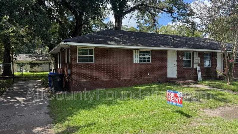 North Charleston Condo: 5651 Parana Street