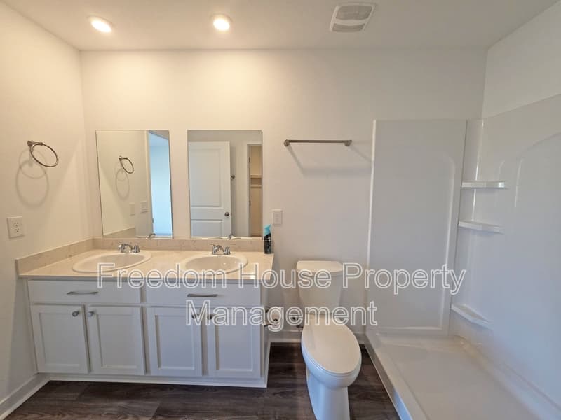 Pahrump House: 766 Makenna Rain Drive