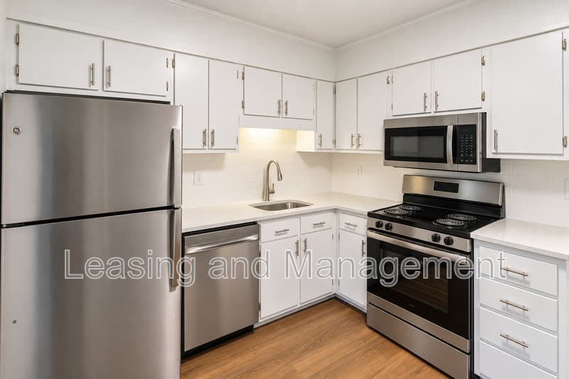Mount Pleasant Townhome: 907 Royal Tern Lane
