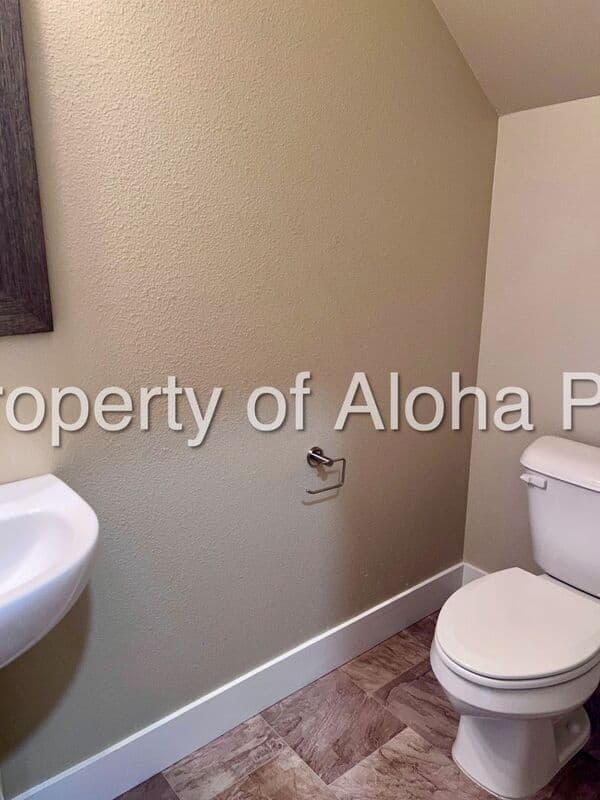 Boise House: 3582 E. Grand Forest Dr.