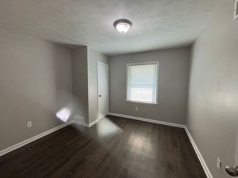 Memphis House: 5380 Blackwell Rd