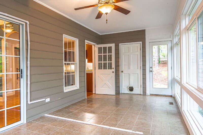 Southern Pines House: 22 Village in the Woods