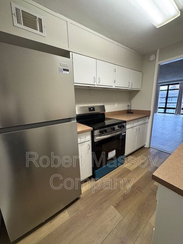 Louisville Condo: 1040 Cherokee Road