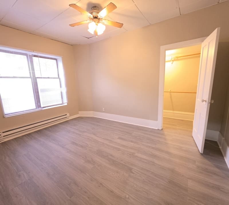 Fond du Lac Condo: 149 Central Avenue