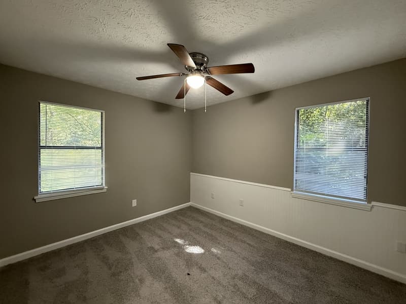 Athens Condo: 1060/1062 Sourwood Ct - 1060
