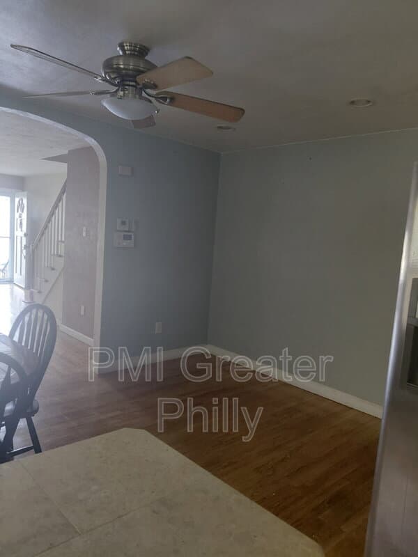 Bristol Townhome: 687 Mansion St