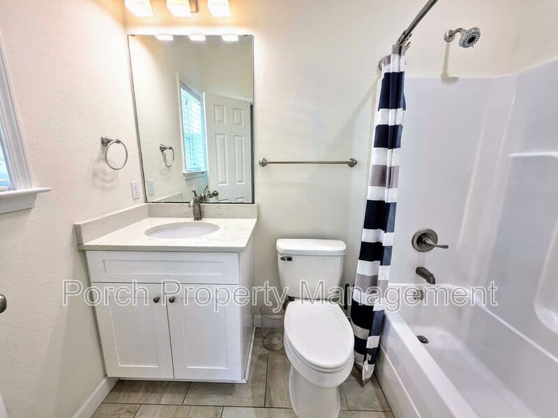 Pensacola House: 708 W Intendencia