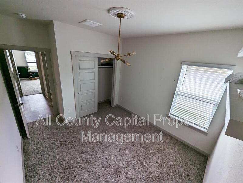 Austin House: 8204 City Top Blvd