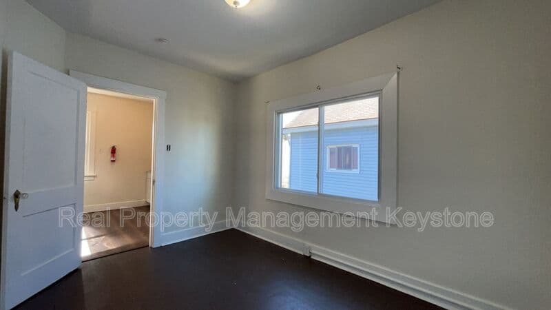 Homestead Condo: 122 E. 16th Ave
