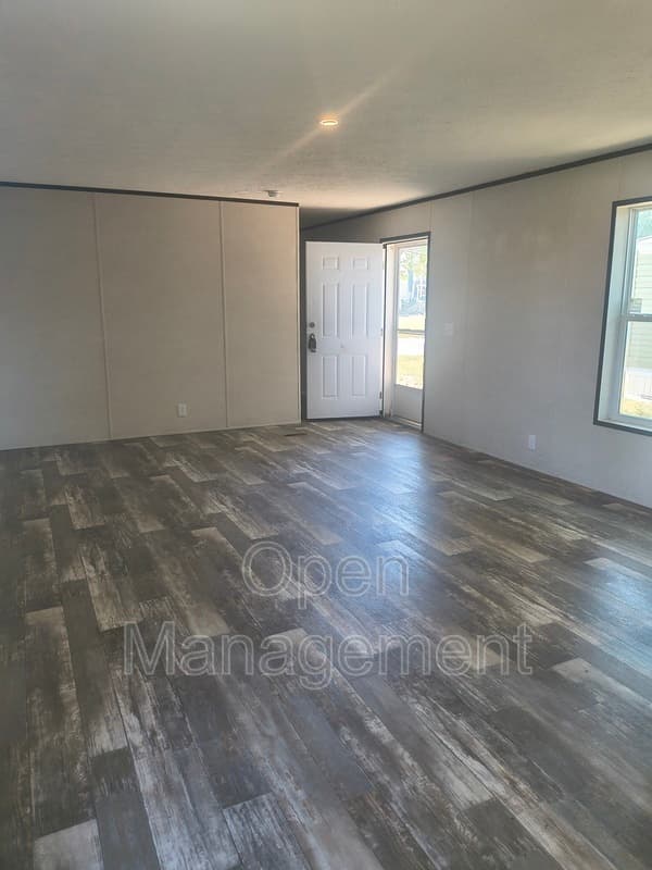 Brookline House: 4950 W Farm Rd 156