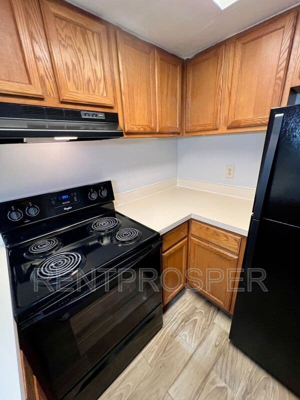 Orlando Townhome: 4267 S. Semoran Blvd