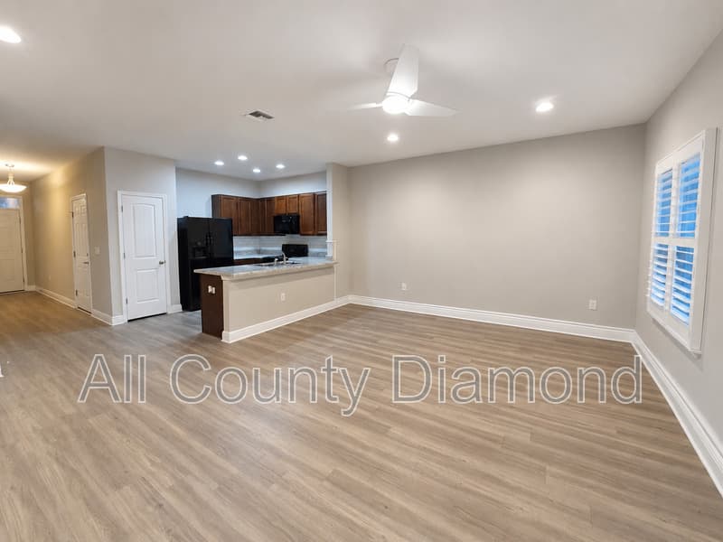 Callaway House: 5940 Callaway Circle