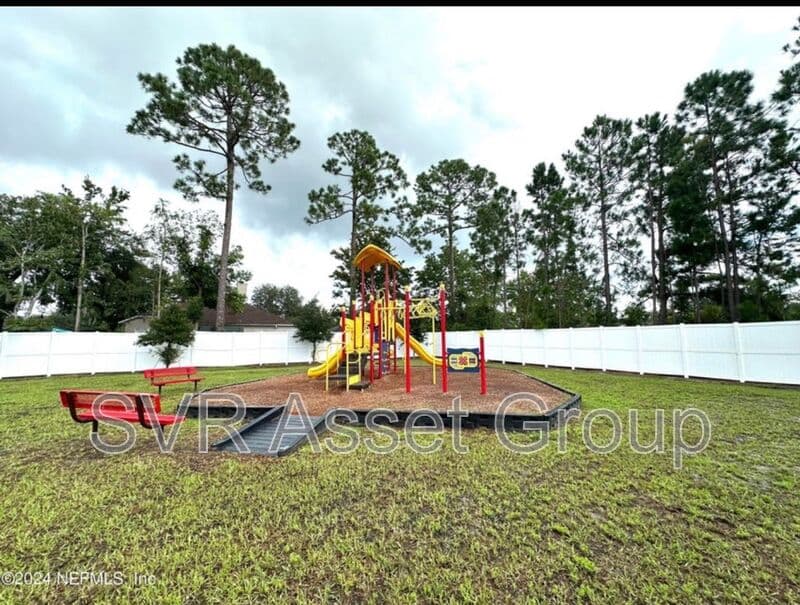 Jacksonville House: 937 Observatory Pkwy