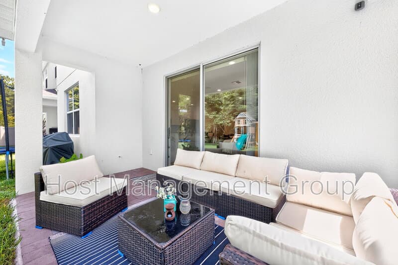 Orlando House: 8205 Bayliss Ct