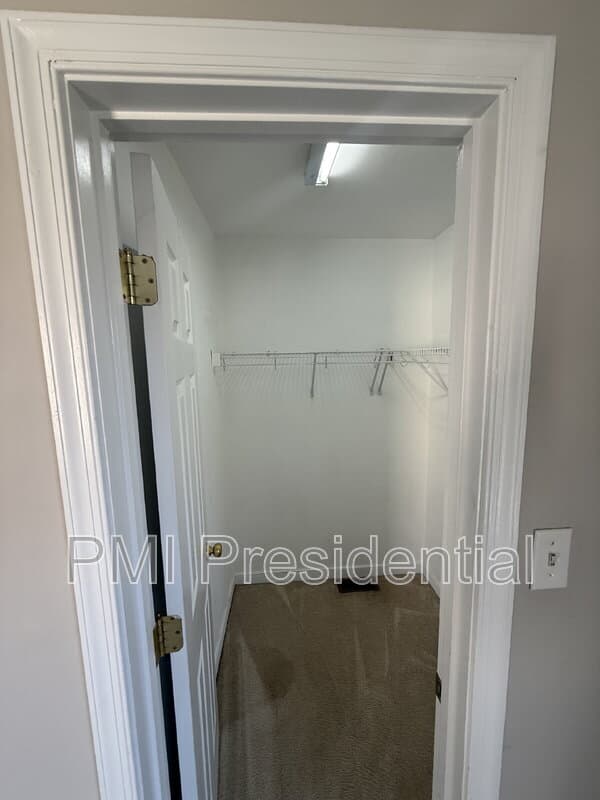Richmond House: 115 East 14th Street