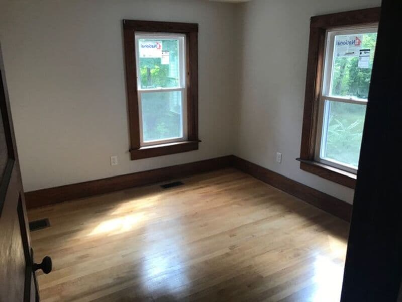 Westfield Condo: 1277 Southampton Rd