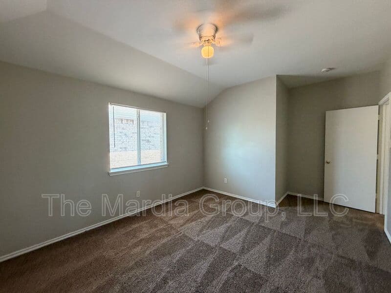 Ft. Worth House: 8512 Prairie Wind Trl