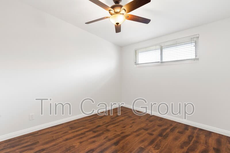 Costa Mesa Condo: 241 E 18th Street