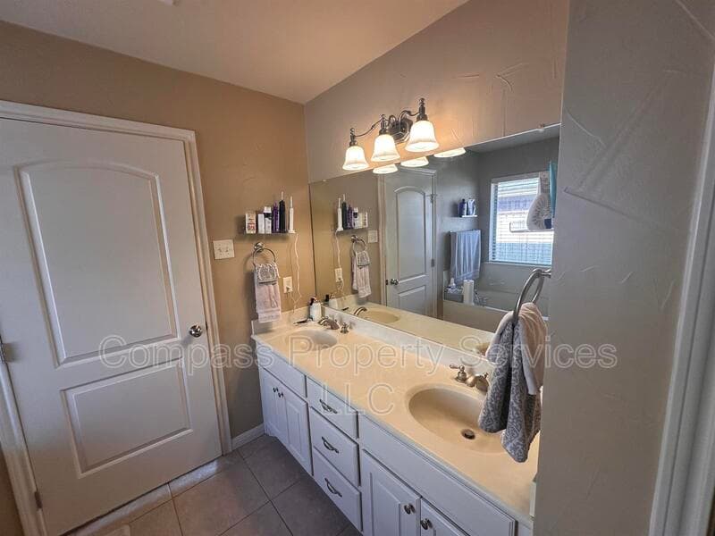 Woodway Condo: 2509 Tigua Court