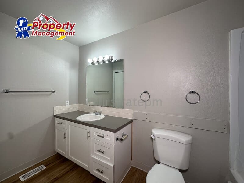 Boise Condo: 4900 West Blodgett Lane