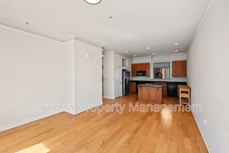 Charlotte House: 516 New Bern Station Ct