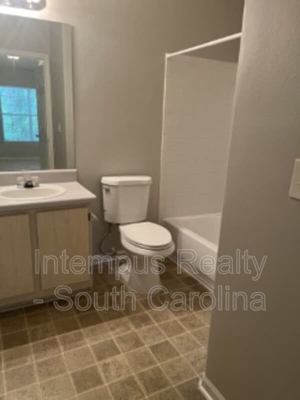 Bluffton Condo: 897 Fording Island Rd