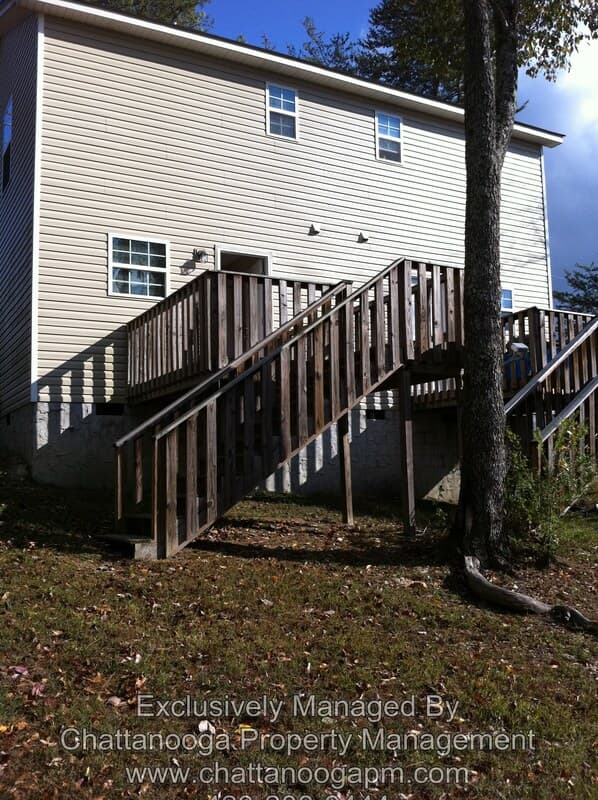 La Fayette Condo: 202B S Flora St